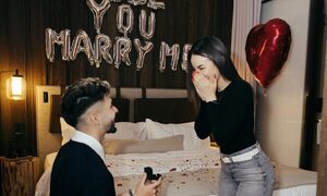 (GALERÍA) ¡Julio Enciso le propuso matrimonio a su novia colombiana!
