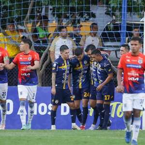 Trinidense vuelve a la victoria luego de cinco rondas - Fútbol - ABC Color