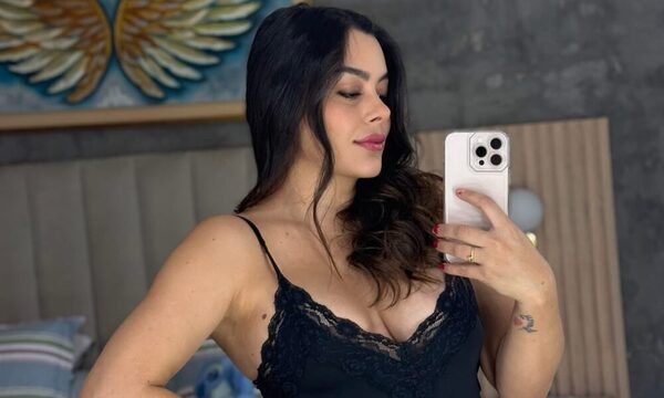 Larissa Riquelme, emocionadísima por la llamada que recibió