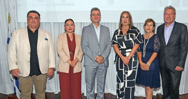 La Nación / Agasajo de despedida al embajador de Uruguay