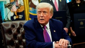 Trump pidió que Rusia y Ucrania "terminen con esta estúpida guerra" - 1000 Noticias
