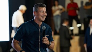 Peña califica como "gran conquista" decreto de Milei sobre acuerdo que eleva tarifa de Yacyretá