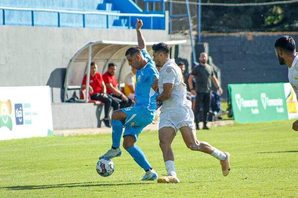 Resistencia SC deja los puntos en el “Bajo” - Fútbol - ABC Color