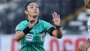Luqueño-Grau, con arbitraje femenino en la Sudamericana - Fútbol - ABC Color