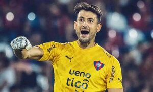 Martínez se juega su último cartucho contra Guaraní y vuelve a apostar por Arias en el arco