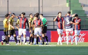 Versus / Cerro Porteño tumba a Guaraní y calma un poco la tormenta