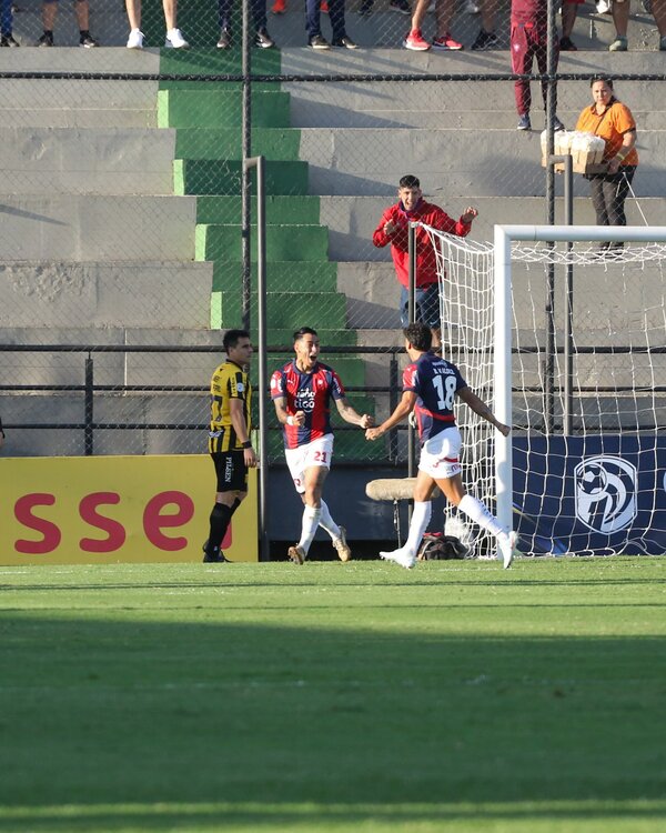 Cerro Porteño derrotó y frenó a Guarani - 1000 Noticias
