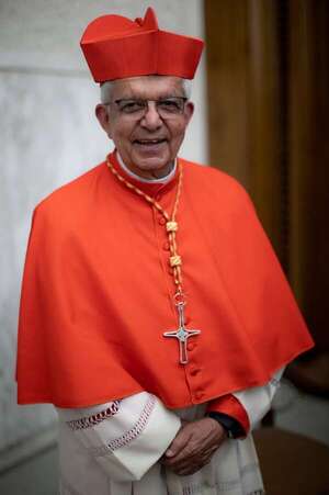 “El cardenal Prevost, el papa León XIV, es un ciudadano universal, un misionero de alma” - Política - ABC Color