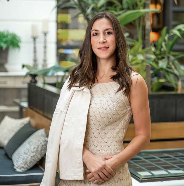 Ivonne Huber: “Donde elijo estar, estoy 100%” - Gente - ABC Color