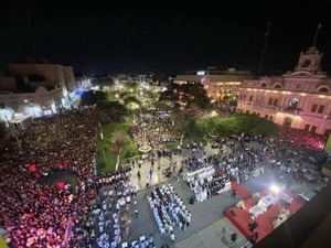 Chiclayo celebra a su papa en emotiva misa multitudinaria - ADN Digital