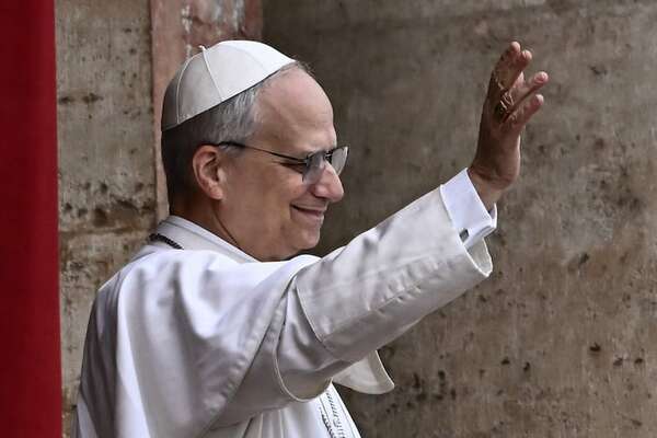 Papa León XIV pide un alto el fuego inmediato en Gaza y ayuda humanitaria - Mundo - ABC Color