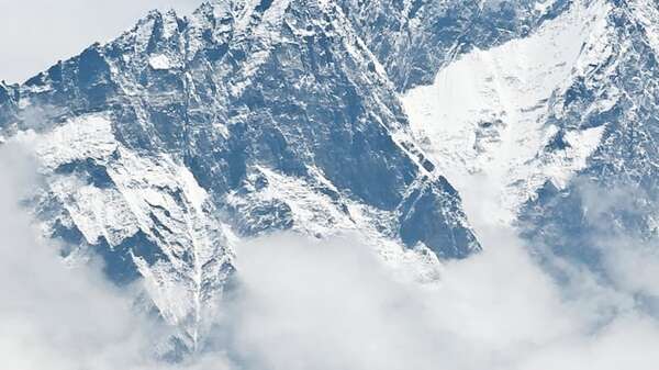 Ya empezó la temporada de ascenso al Everest, el “techo” de la tierra - Viajes - ABC Color