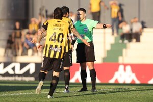 Versus / Se queja fuerte contra los árbitros: "Te amenazan (...)"