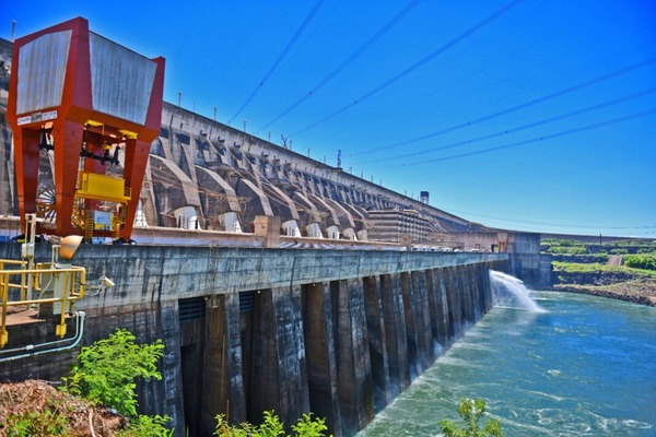 Itaipu suministró 8.181 GWh de energía eléctrica al país en el primer trimestre - 1000 Noticias