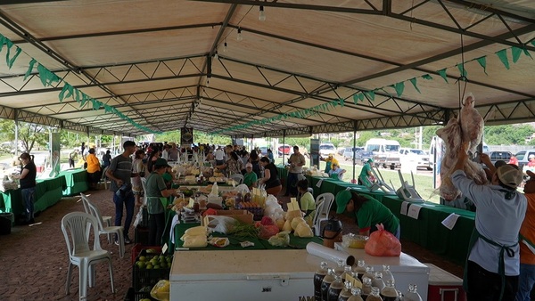 Impulsan con éxito la Agricultura Familiar con venta directa desde el campo