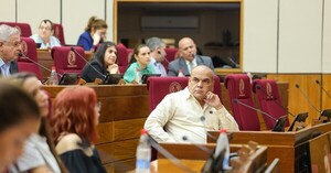 El oficialismo se hace con la comisión de control electoral, pero la DNCP vuelve a frenar la compra de máquinas