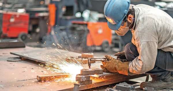 Industrias tienen potencial para generar otros 70.000 empleos, pero enfrentan desafíos para acceder a créditos - Economía - ABC Color