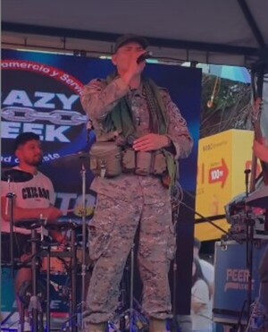 (VIDEO) ¡Poli del GEO es viral por cantar las canciones de Bronco!
