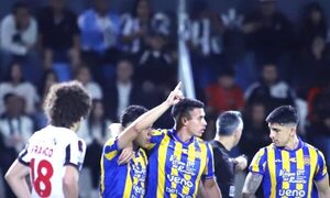 ¡Fiesta en la “República”!: Sportivo Luqueño tumbó a Libertad
