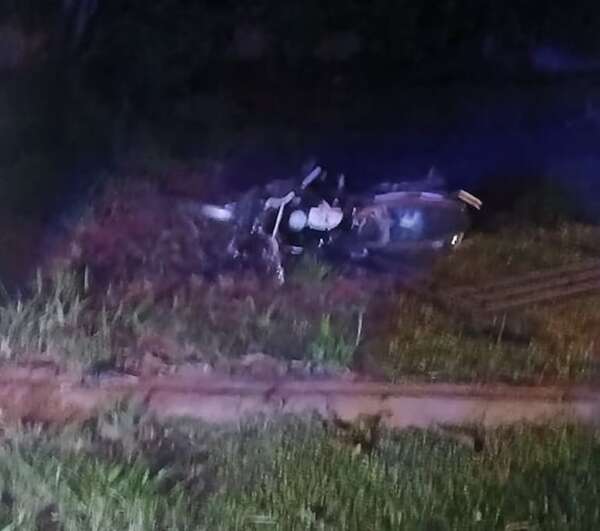 Motociclista murió el día de su cumpleaños tras chocar contra un muro en Itauguá - Policiales - ABC Color