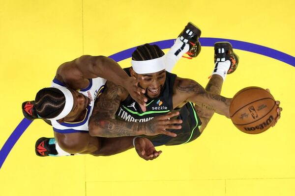 Los Wolves escapan a última hora de la trampa de los Warriors - Polideportivo - ABC Color