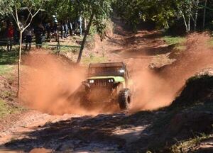 4x4 Off-Road/Villarrica: Villalba-Sosa gana en Villarrica - ABC Motor - ABC Color