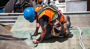 Falta de mano de obra calificada limita crecimiento de la industria de la construcción, advierten gremios