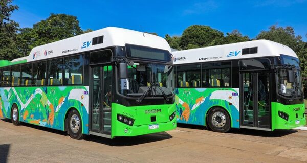 Buses eléctricos inician operaciones en Hernandarias