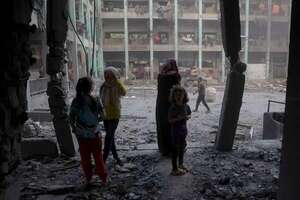 Bombardeo israelí en escuela de Gaza mata a 16 palestinos, incluidos cinco niños - Mundo - ABC Color