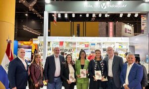 “Paraguayas en el Poder”, libro de Rocío Abed que inspira a mujeres, en feria del libro en Buenos Aires – Diario TNPRESS