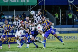 Sportivo Luqueño tumba al puntero Libertad - Unicanal