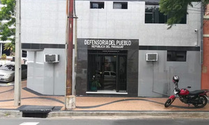 La Defensoría habilita un sistema de denuncias para las víctimas de la mafia de los pagarés - OviedoPress
