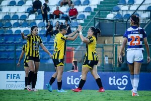 Guarani goleó a 2 de Mayo y sigue en el 3er lugar - 1000 Noticias