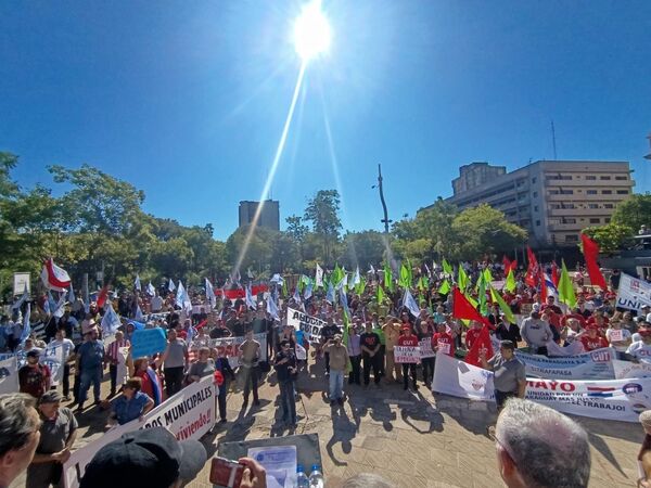 CUT-A reclama ajuste salarial del 15%
