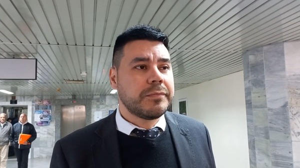 Defensor del Pueblo no repuso a funcionaria de forma inmediata y declaró vacante su cargo, denuncia abogado - El Observador