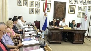 Villarrica: Le bajan el pulgar a rendición de cuentas de intendente