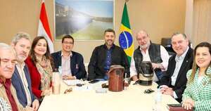 La Nación / Vicepresidencia coordina acciones con autoridades del Alto Paraná para obras de infraestructura