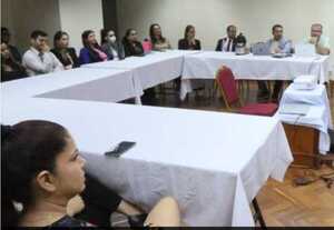 Capacitaron a relatores sobre el uso de la inteligencia artificial en el ámbito judicial  - El Observador