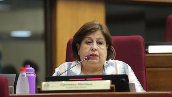 Piden a Peña que deje de viajar y se ocupe de ciberataque a entes públicos