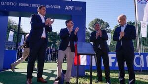 Inauguraron nuevo campo FIFA Arena en el colegio Nacional de Luque