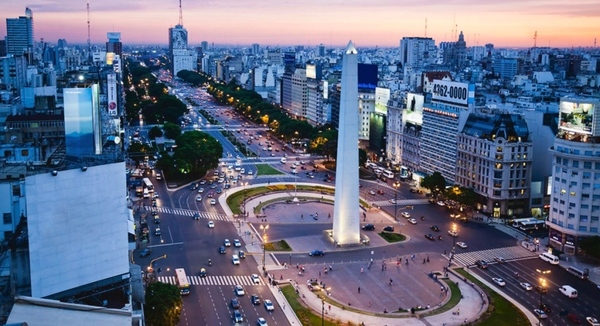 Fitch Ratings elevó la calificación soberna de Argentina a