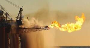 Precio del petróleo sube un 4%