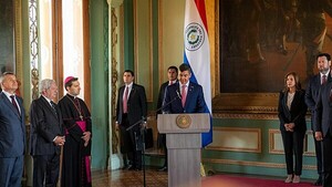 Peña informó de su gestión a diplomáticos acreditados