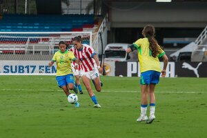 Versus / Paraguay arranca un punto a Brasil en el inicio del hexagonal