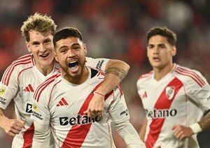 Versus / River supera a Barracas y se cita con el equipo de Ronaldo Martínez 