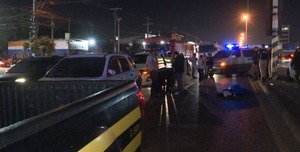 Choque entre moto y camión deja una mujer fallecida en Roque Alonso - Unicanal