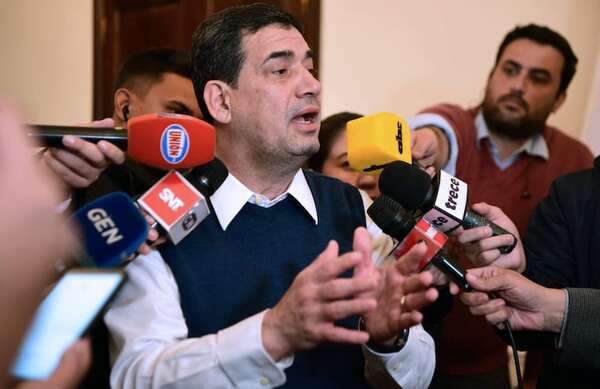 Hugo Velázquez cree que está cerca de dejar de ser “significativamente corrupto” - Política - ABC Color