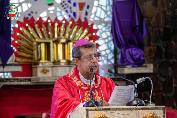 “El nuevo Papa es un signo de esperanza para la Iglesia”, afirma Mons. Pedro Collar - La Clave