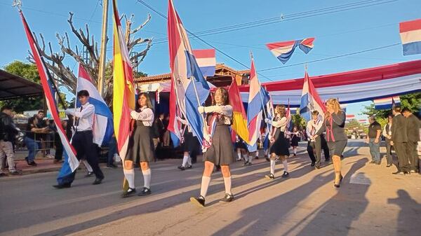 San Lorenzo: más de 50 instituciones celebran la Independencia en desfile estudiantil - Nacionales - ABC Color