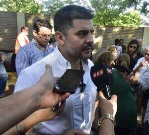 Asunción: Nenecho insiste en que crisis financiera es por “falta de recaudación” - Nacionales - ABC Color